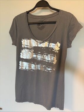 Stranded Gray V-Neck Tee with Silver Brushstroke Graphic